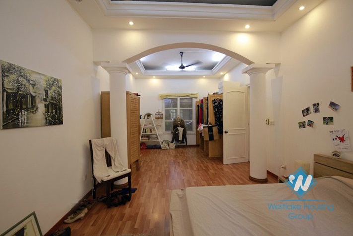 To Ngoc Van nice, spacious villa with patio garden for rent
